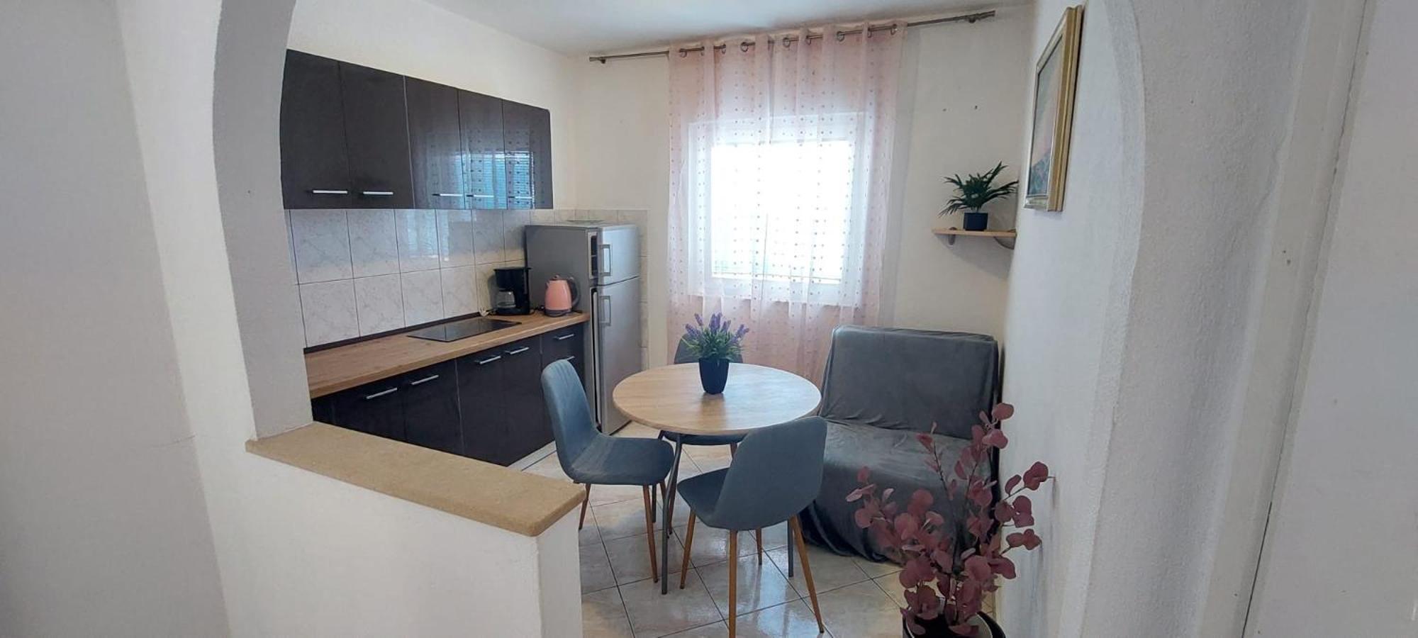 Apartments Mestral Baška Voda Eksteriør billede